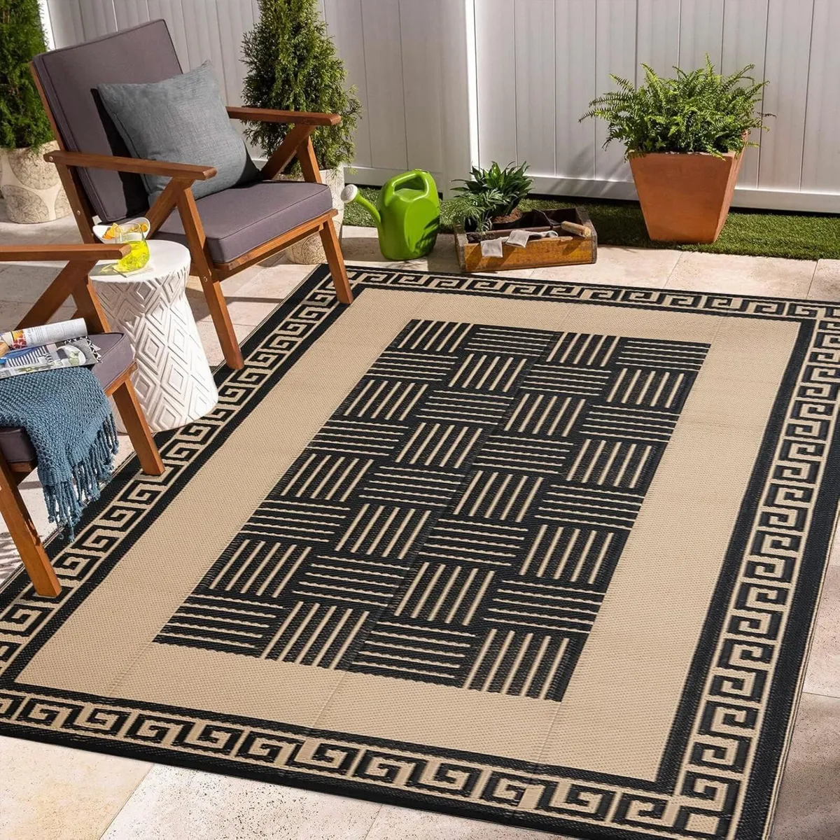 Outdoor Plastic Straw Rug Waterproof Reversible - Image 1