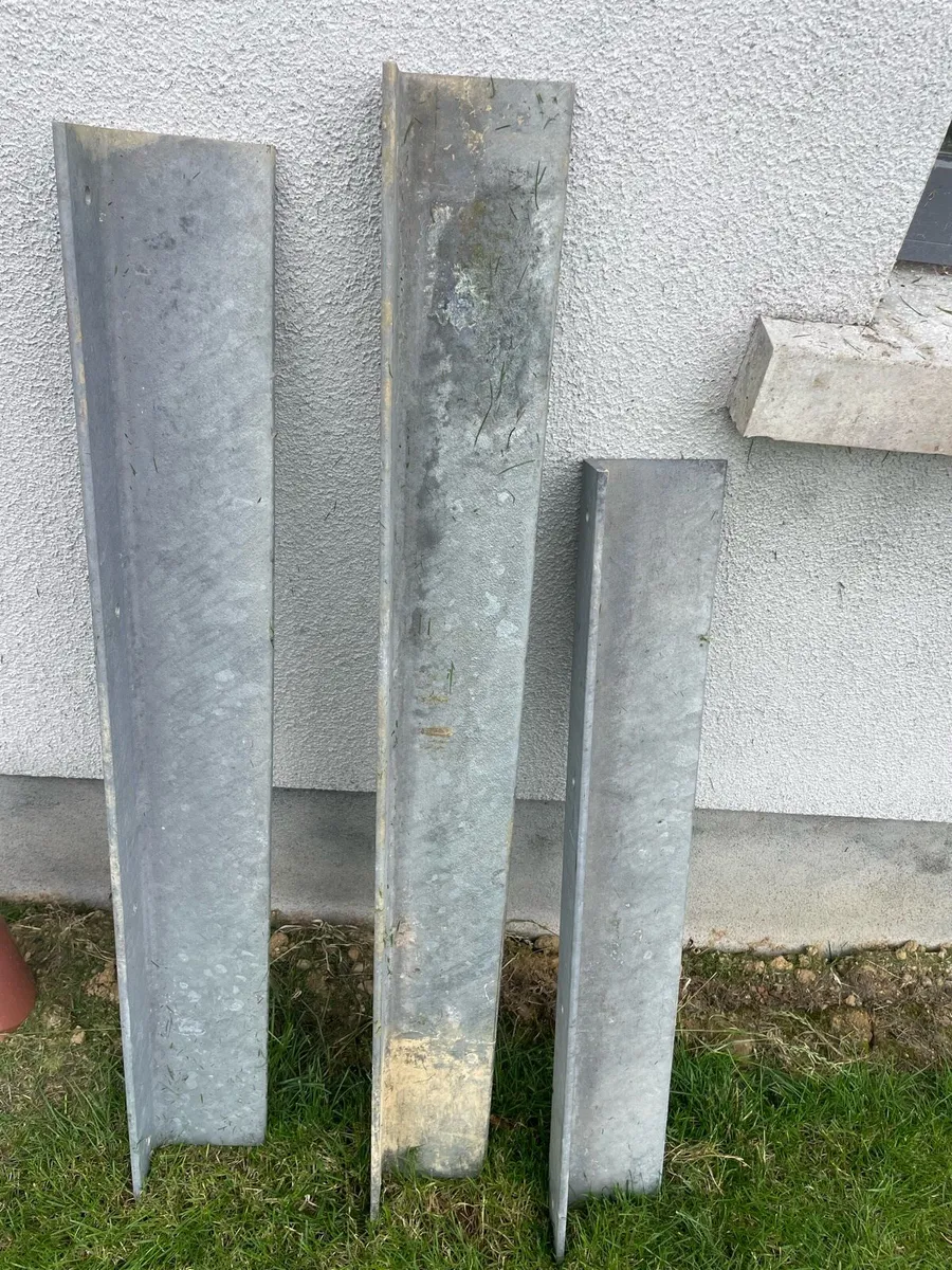 Steel Lintels (x3) - Image 1