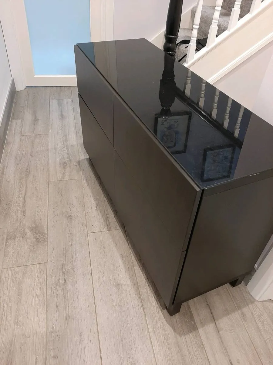 4 drawer IKEA unit     TAKEN - Image 3