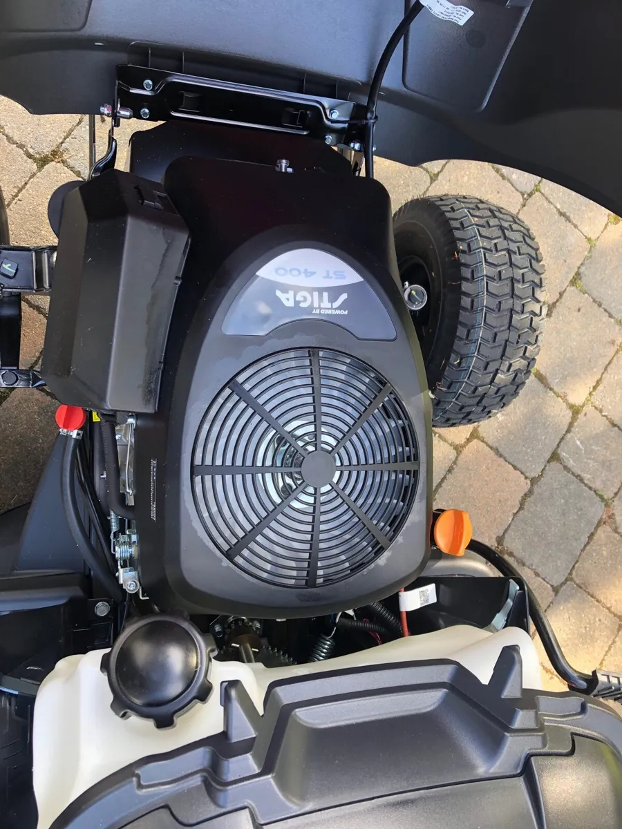 Ride on mower - Image 3