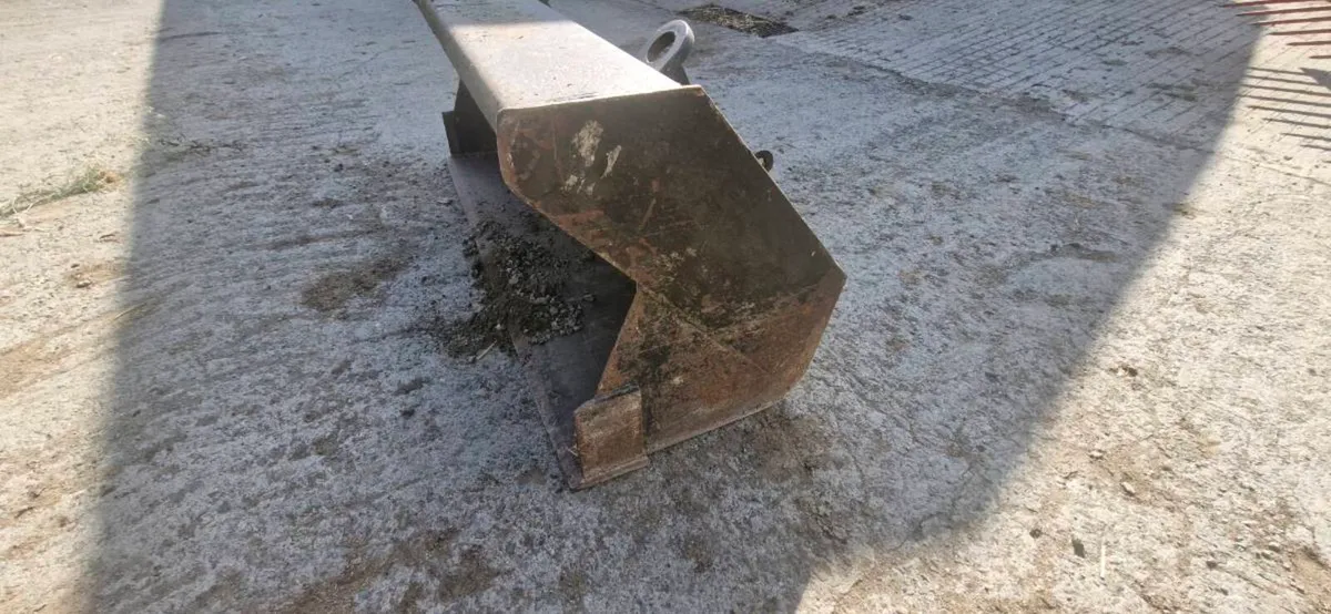 Pin and cone bucket - Image 4