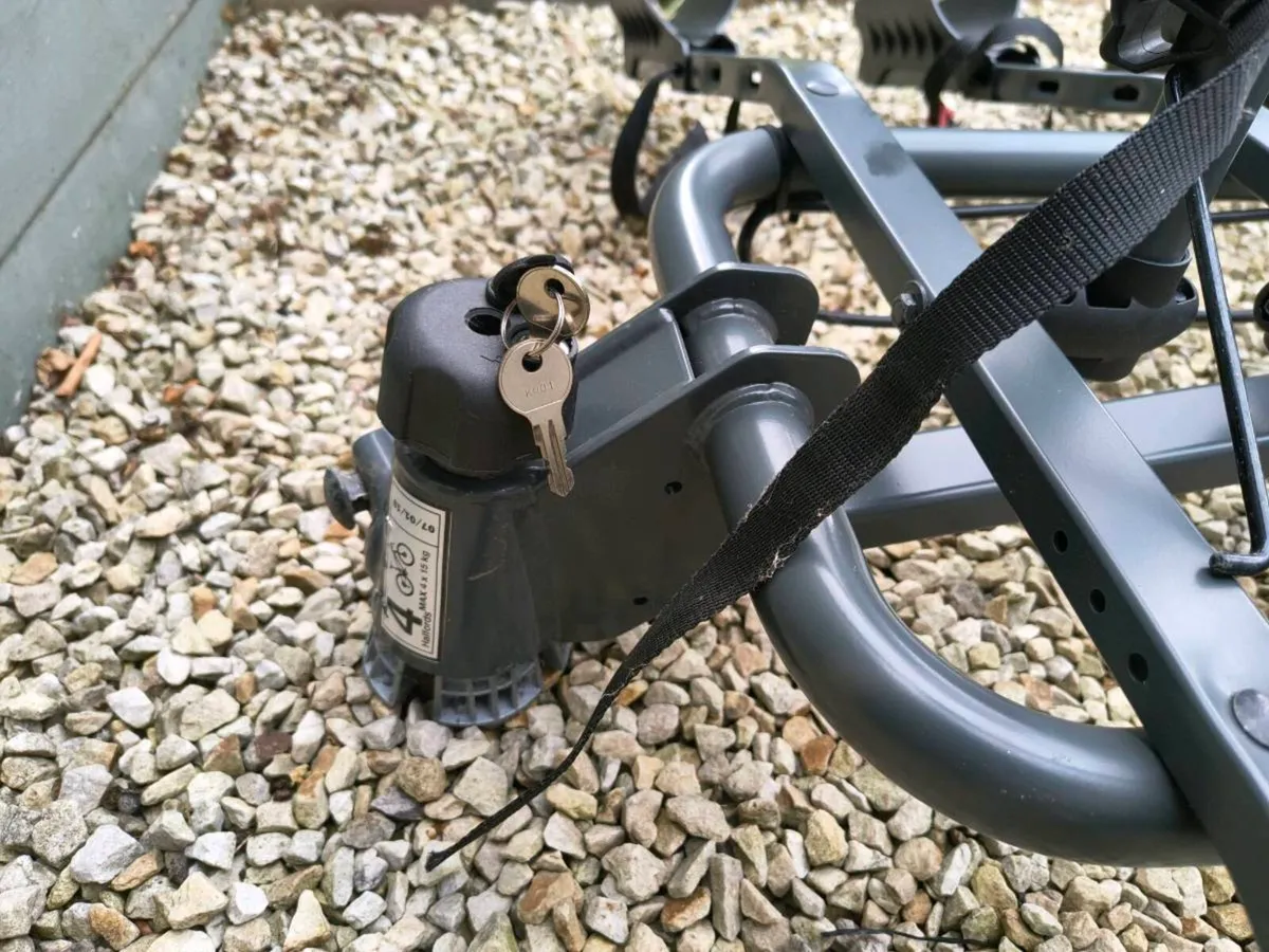 Bike Rack Halfords Advanced 4 Bike Towbar Mounted - Image 4