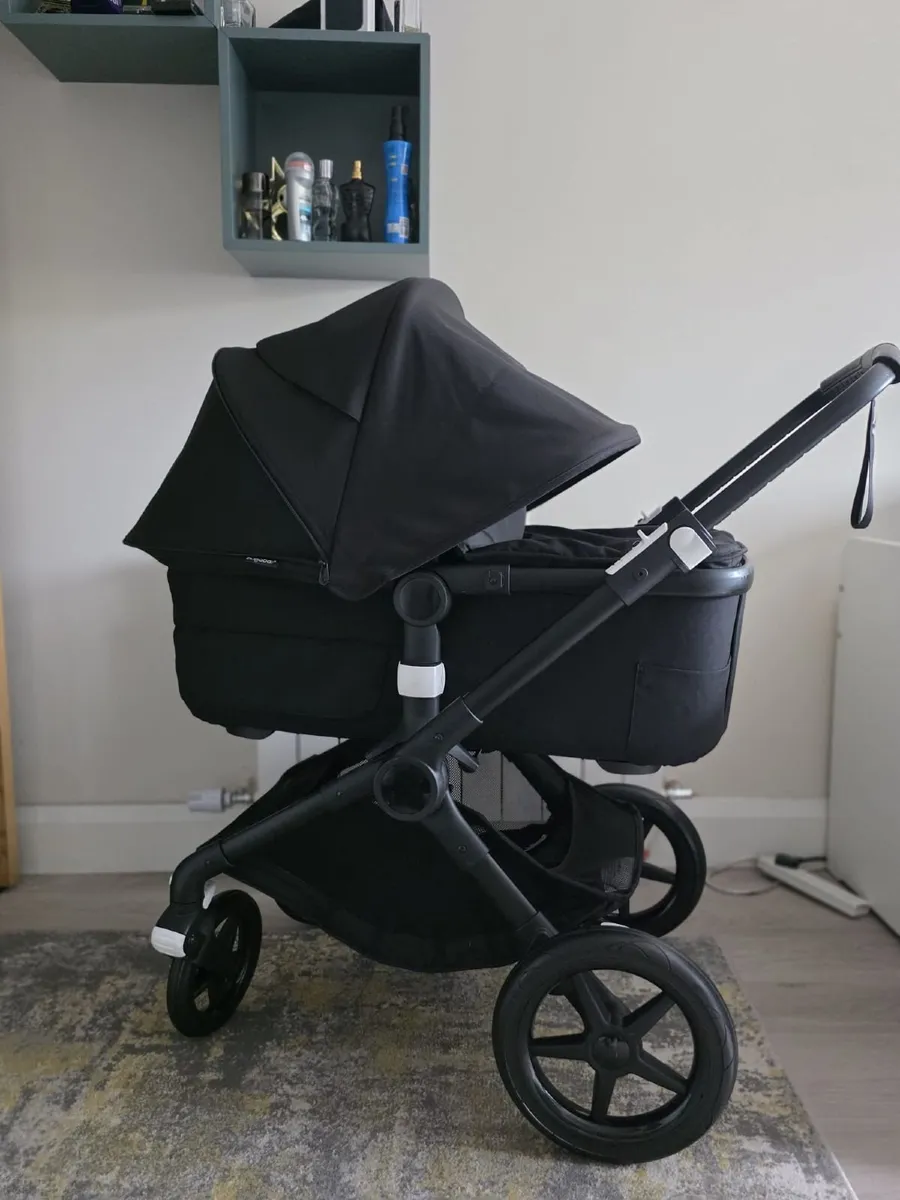 IMMACULATE Bugaboo Fox 3 - Image 2