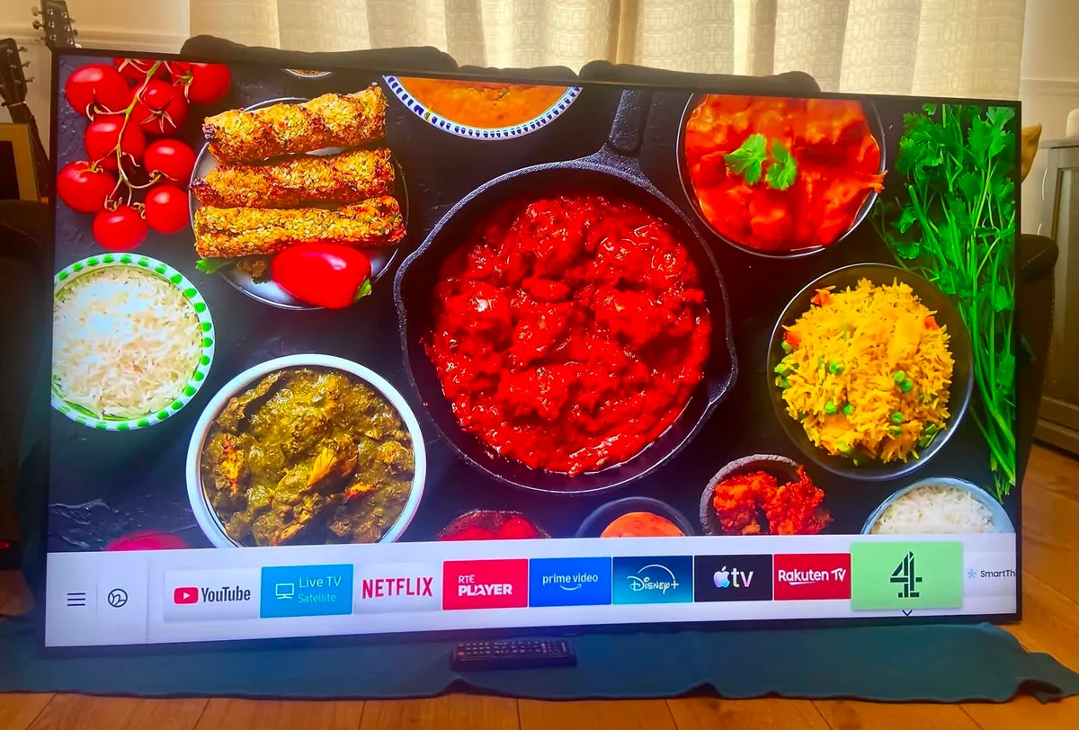 Samsung 65” QLED 4K Smart TV – Q70 Series - Image 2