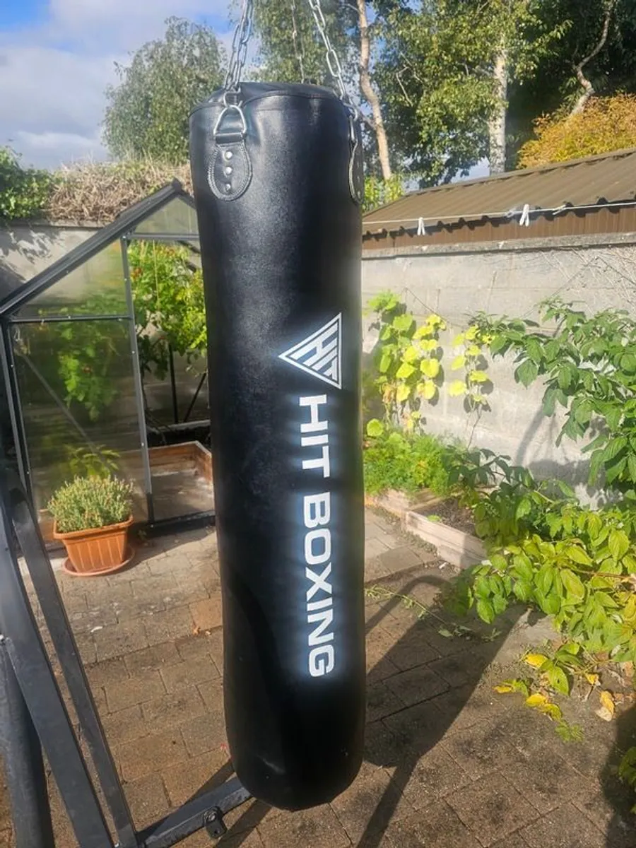 Boxing bag with stand - Image 4