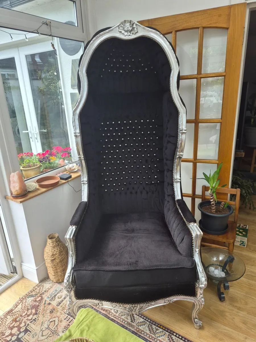 High back throne chair - Image 1
