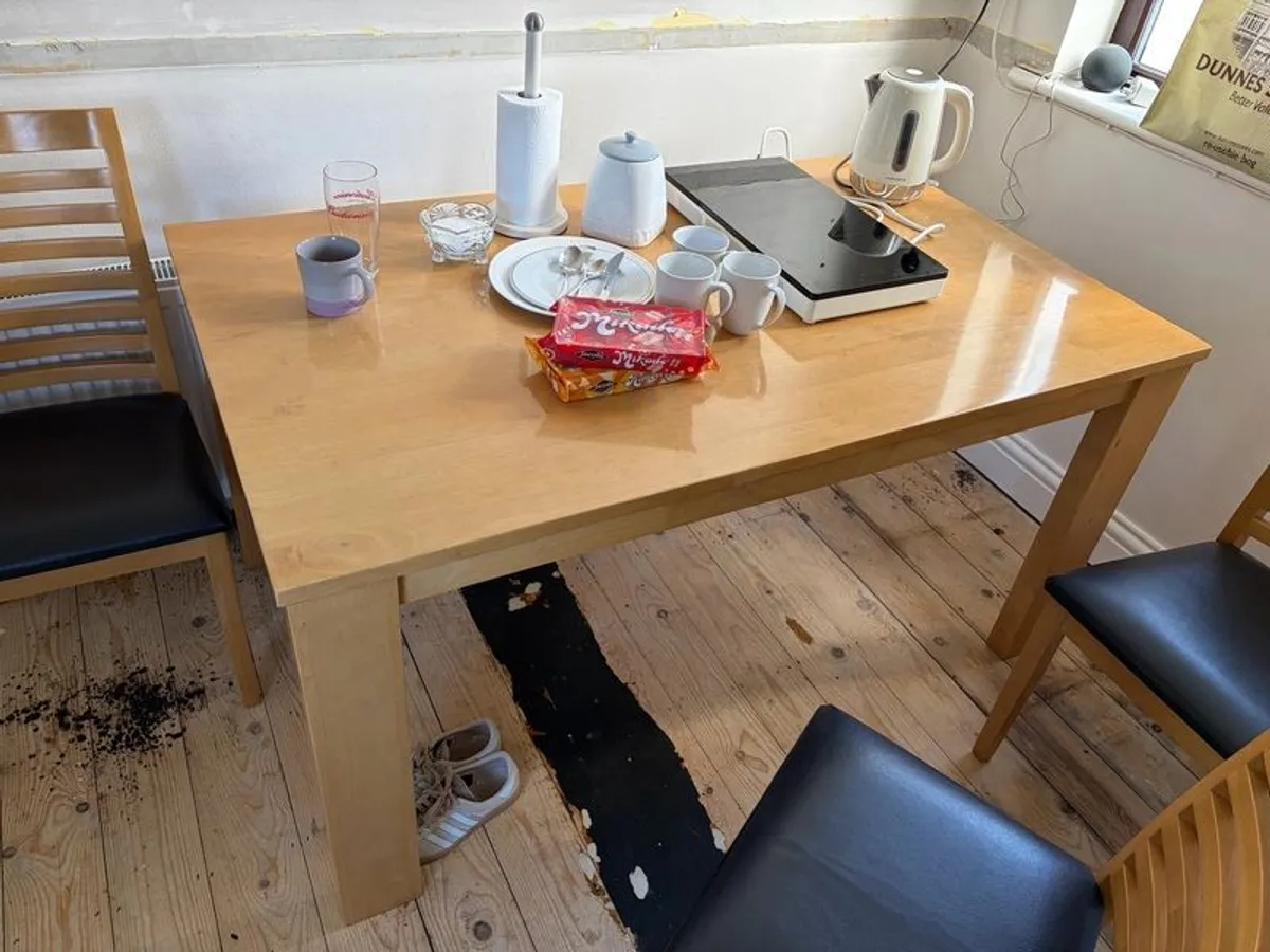 Dining Table & 6 Chairs - Image 2
