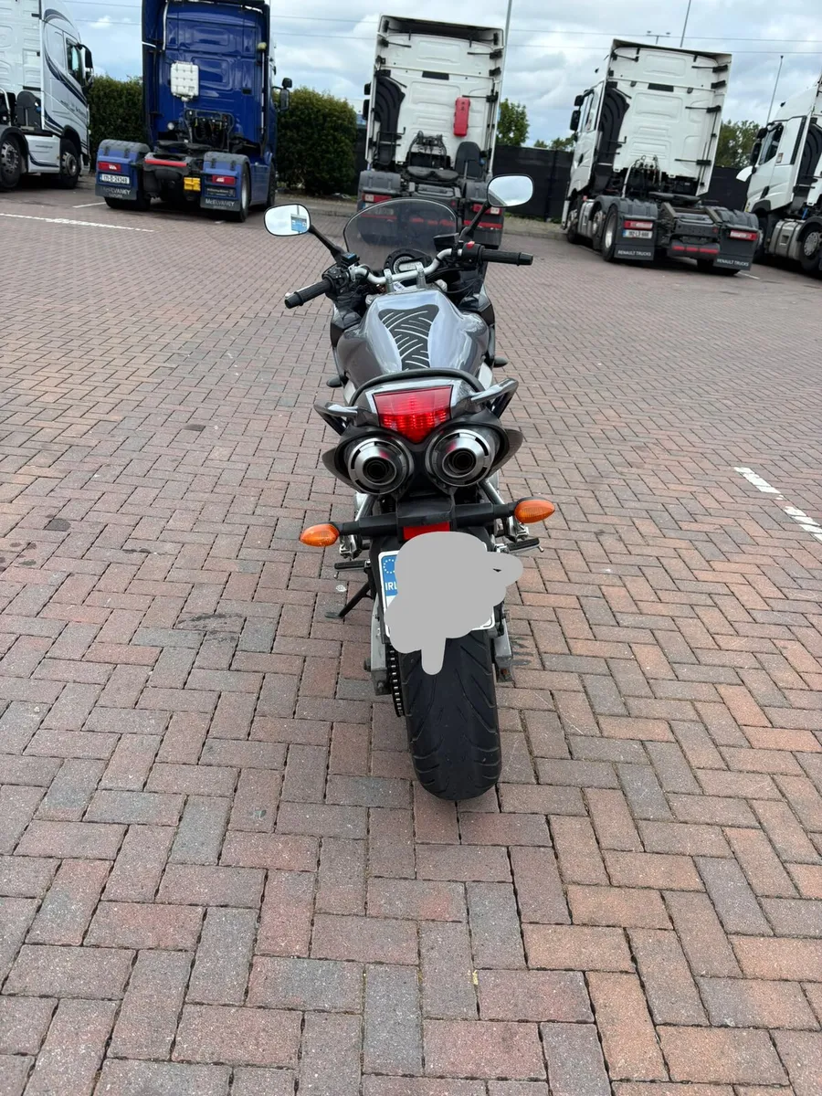 Yamaha FZ6 - Image 4