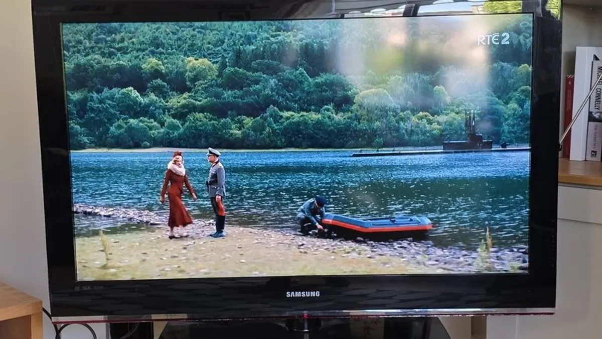 Samsung TV - Image 3