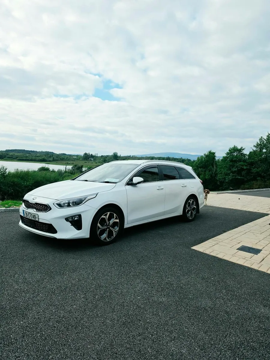 Kia ceed sportswagon commercial van - Image 1