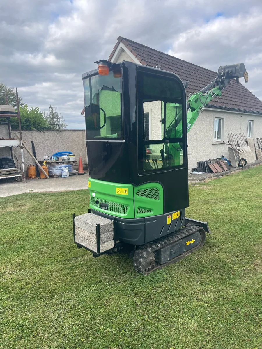 Mini digger. OKW12. - Image 4