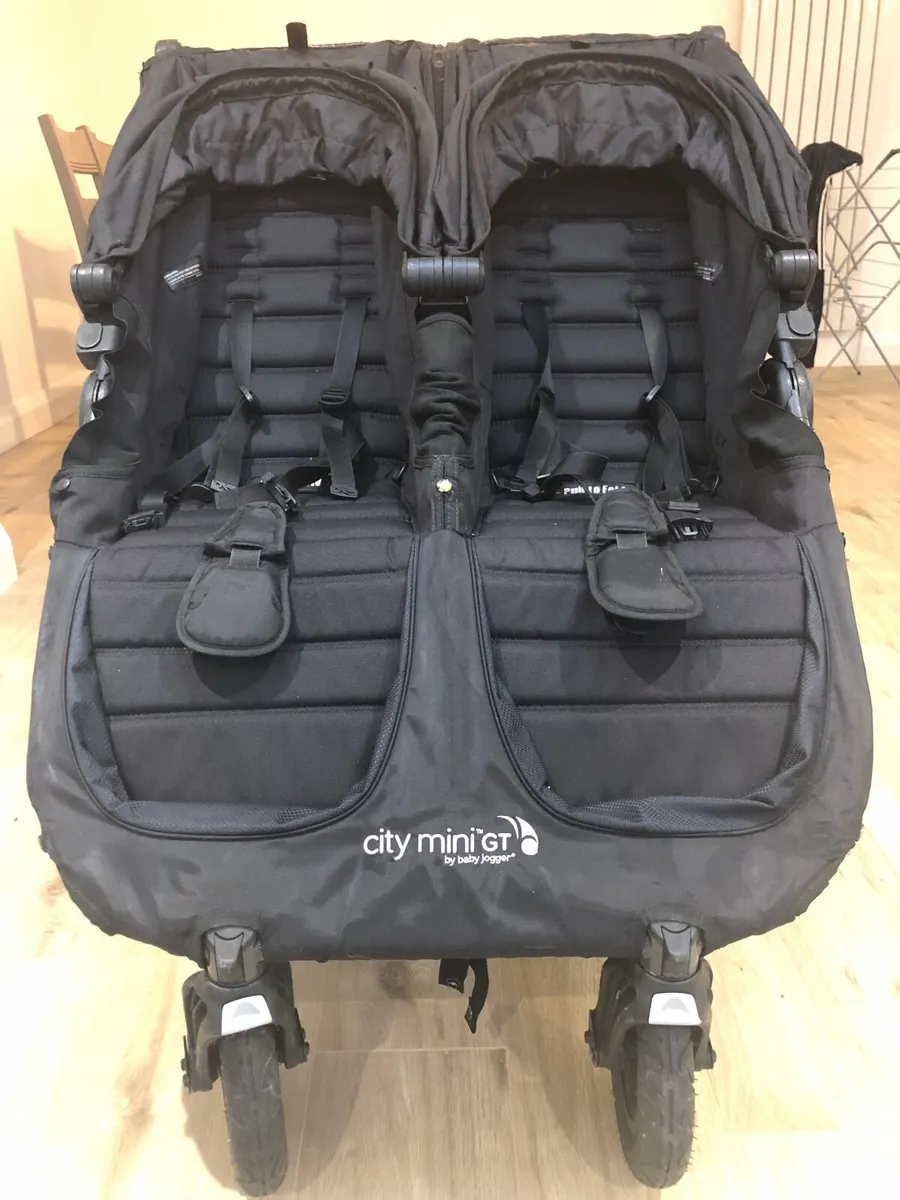 City mini double buggy - Image 1