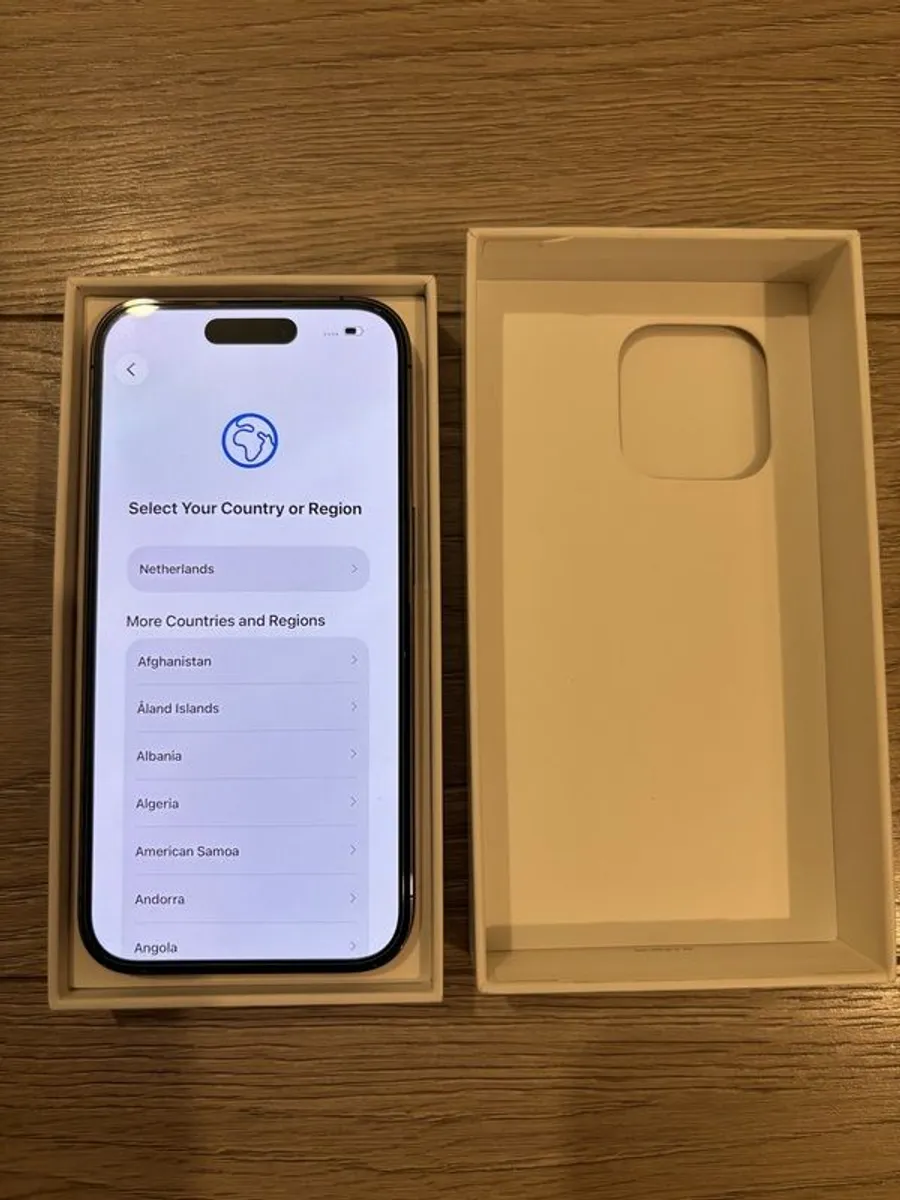 iPhone 14 Pro 256 GB purple - Image 3