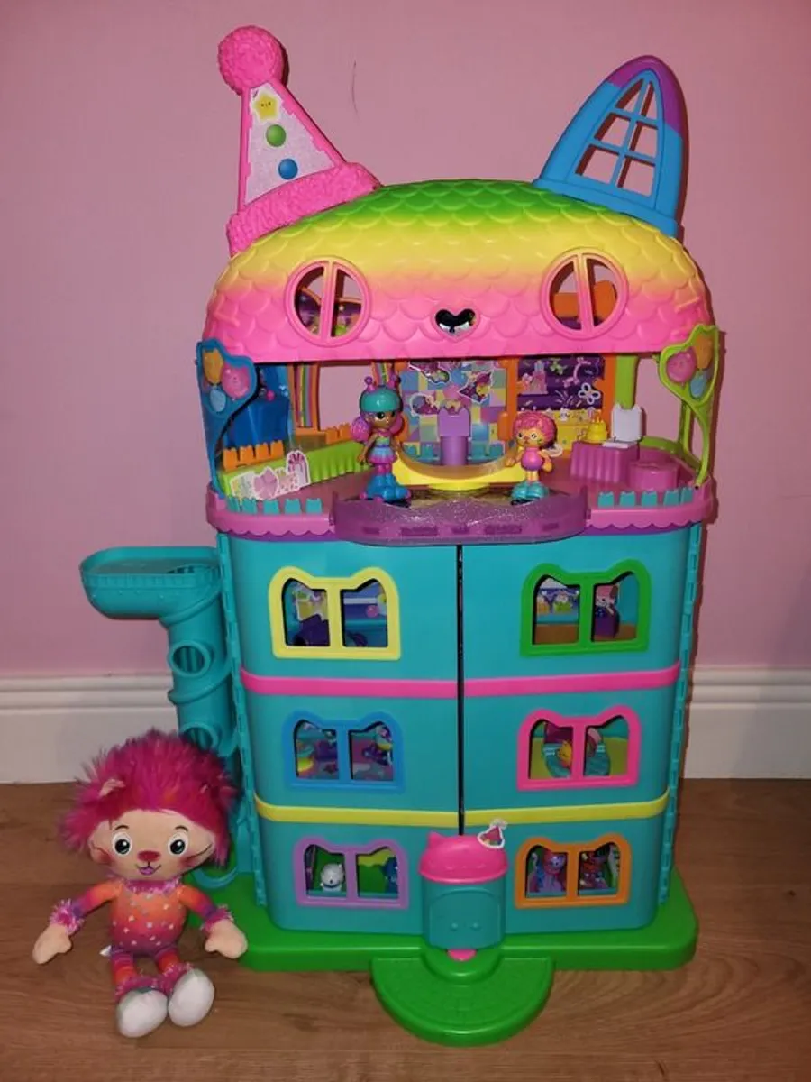 Gabbys Dollhouse Celebration House - Image 4