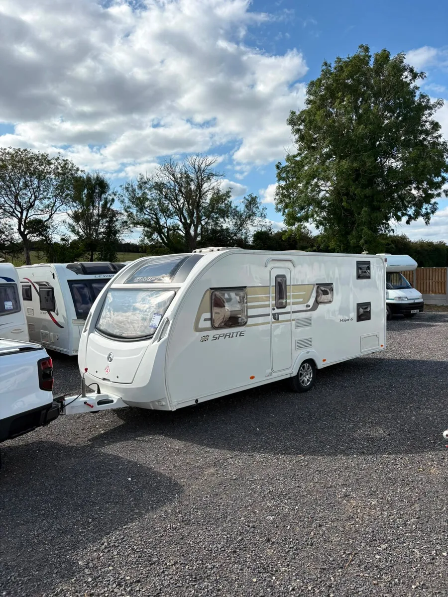 Swift 6 Berth Fixed Bunkbed Caravan - Image 1