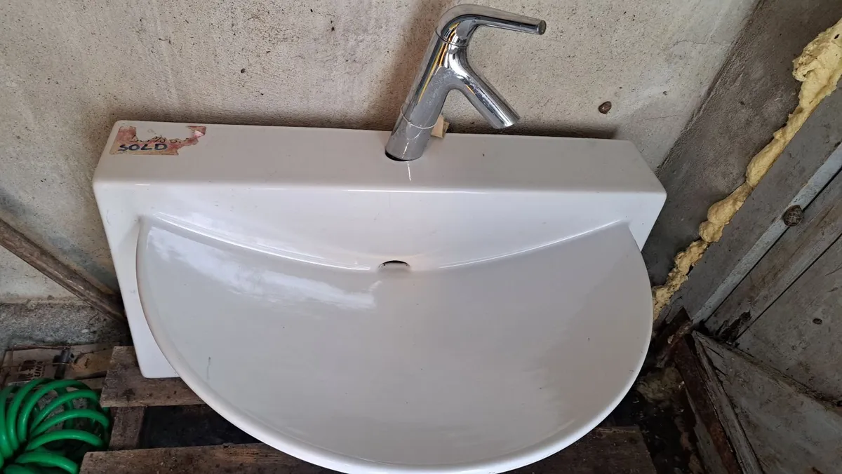 Wash hand basin - Image 3