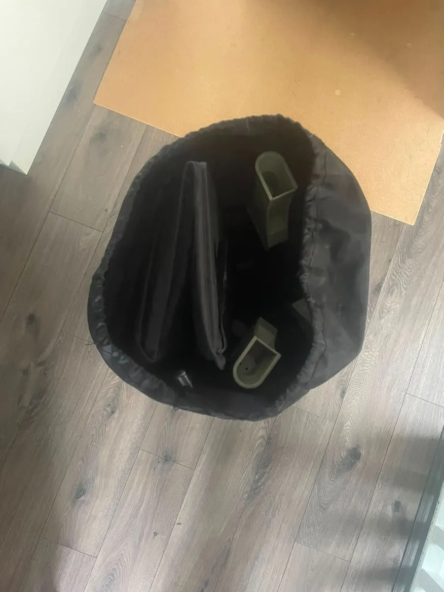 Travel cot - Image 2