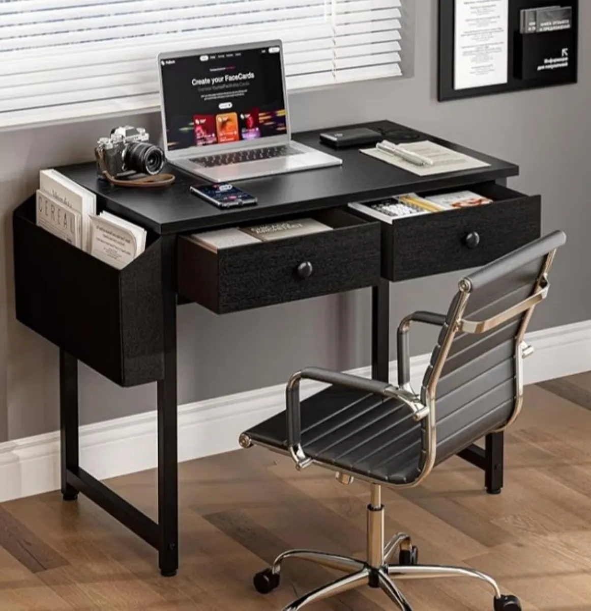 Desk - Image 4