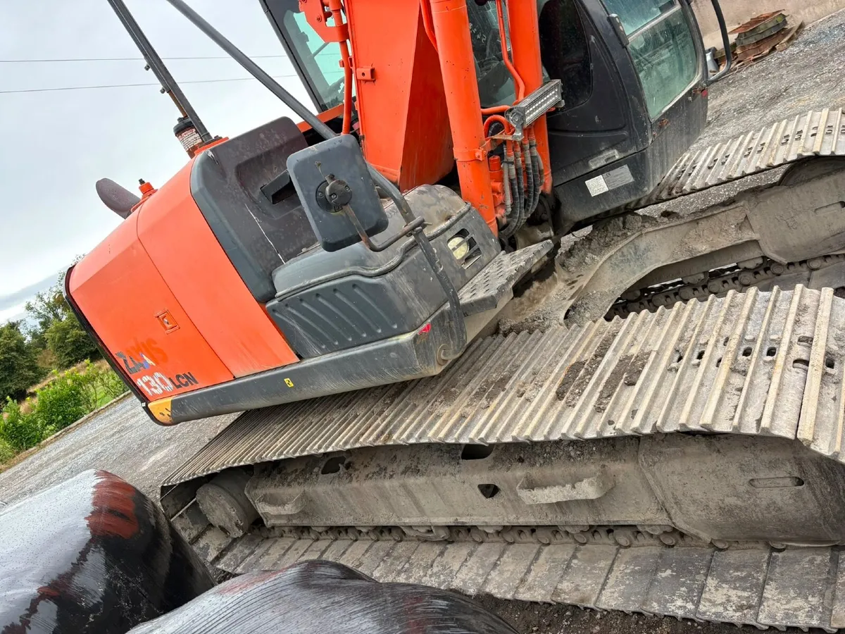 Hitachi zx130-5 - Image 3