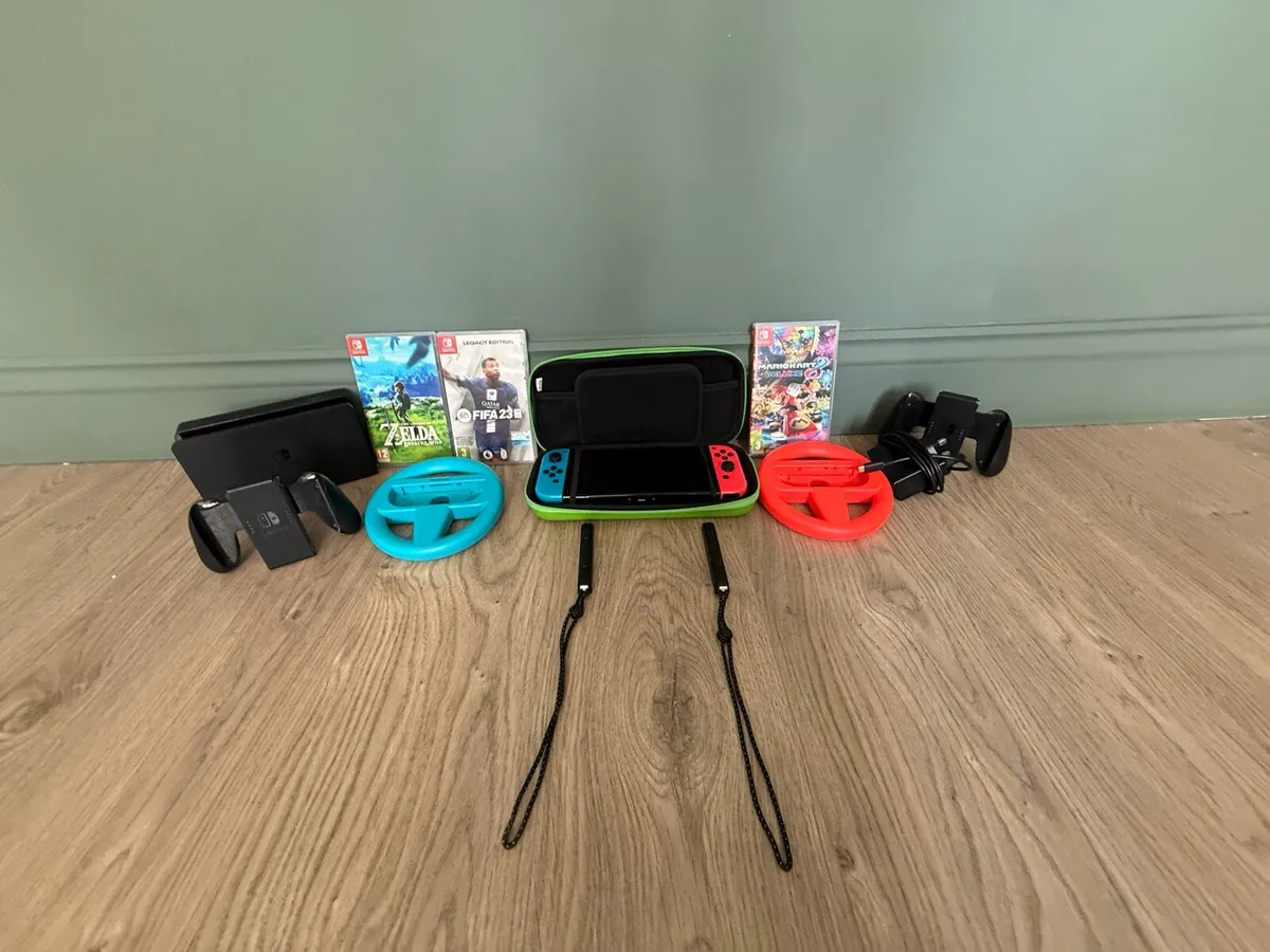 Nintendo Switch OLED - Image 1