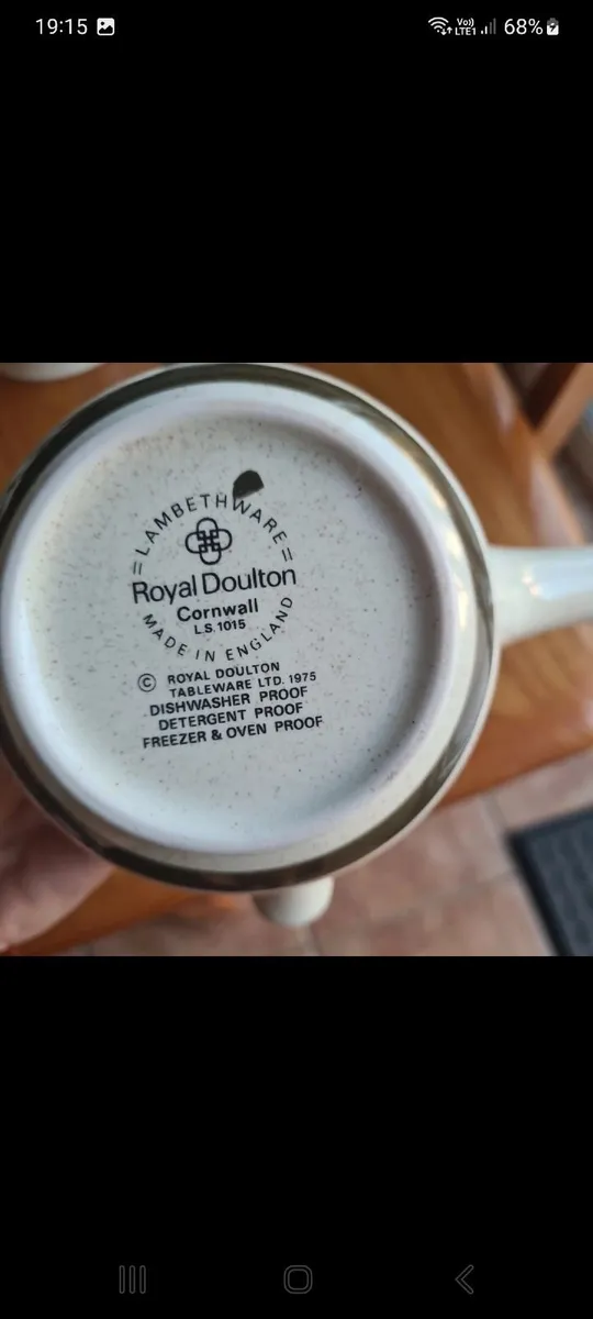 Royal Doulton dinnerware - Image 2