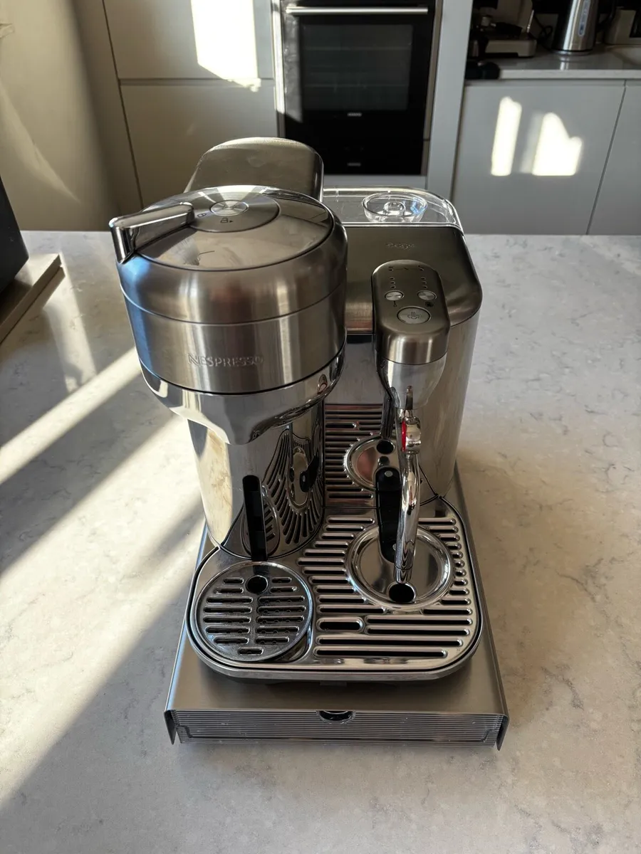 Nespresso by Sage Vertuo Creatista - Image 3