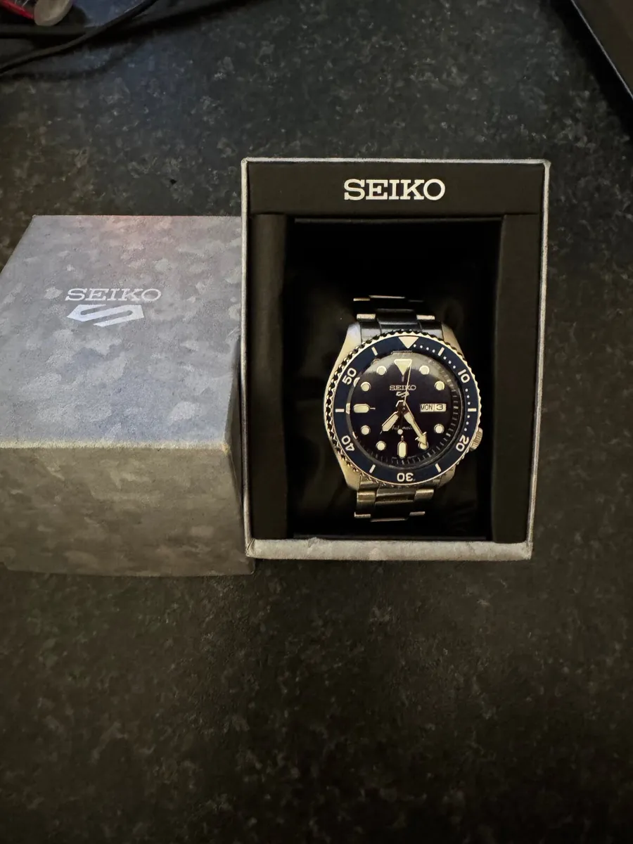 Seiko 5 Sport Automatic - Image 2