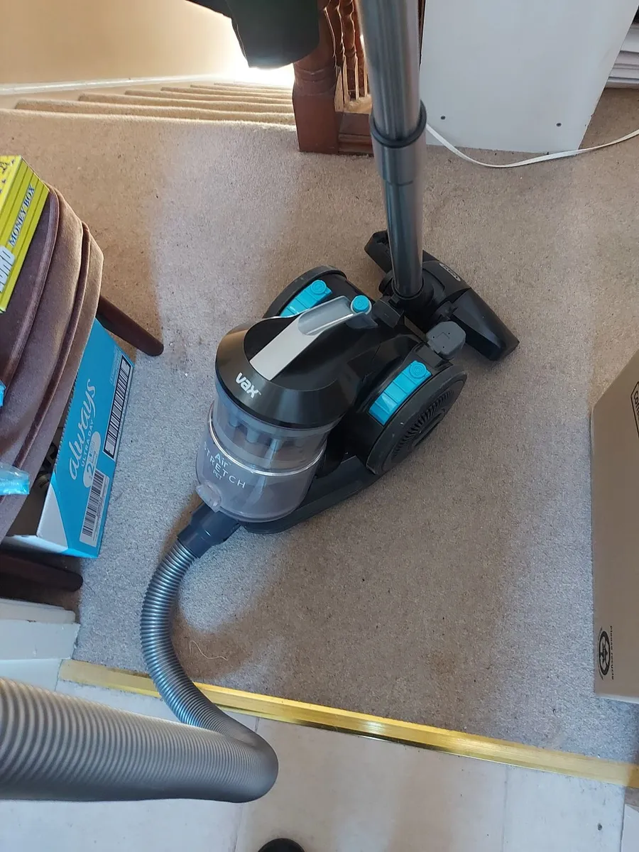VAX Air Stretch Pet Vacuum Cleaner Model CCQSASV1 - Image 1