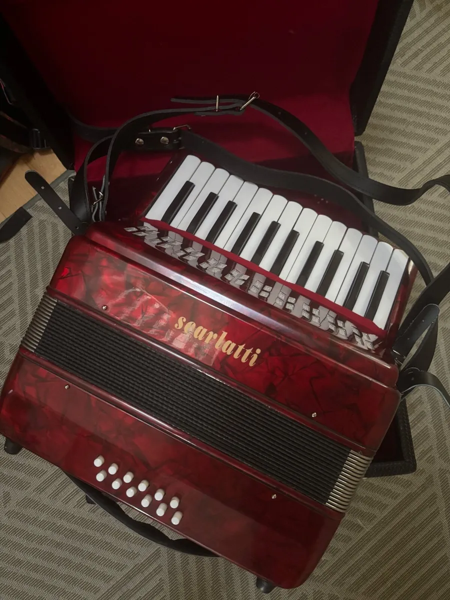 Scarlatti piano accordion - Image 1