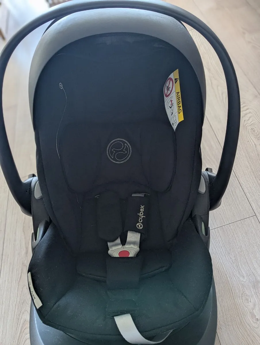Cybex Cloud G Car Seat + ISOFIX Base (0-24 months) - Image 4