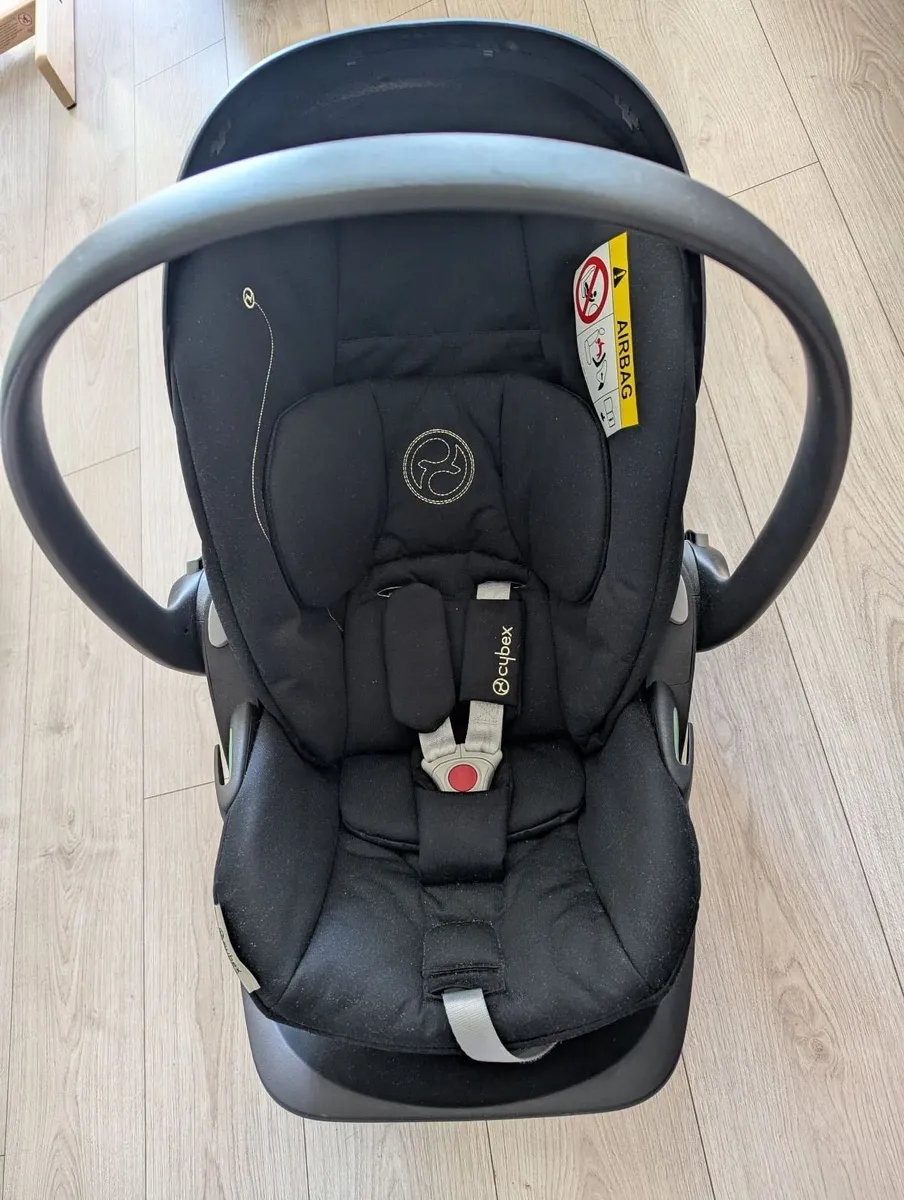Cybex Cloud G Car Seat + ISOFIX Base (0-24 months) - Image 2