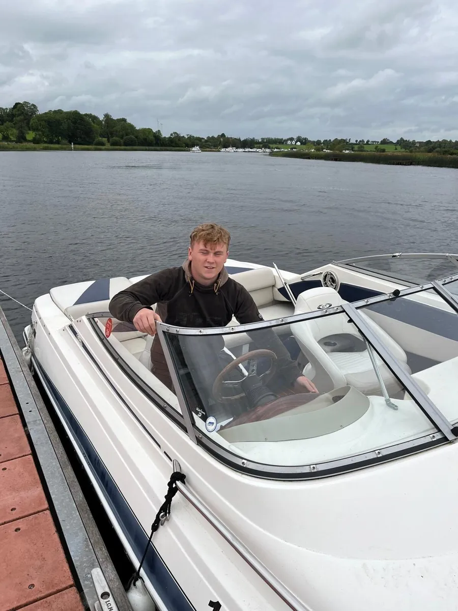 Glastron GT209 Sports Cuddy Cruiser - Image 3