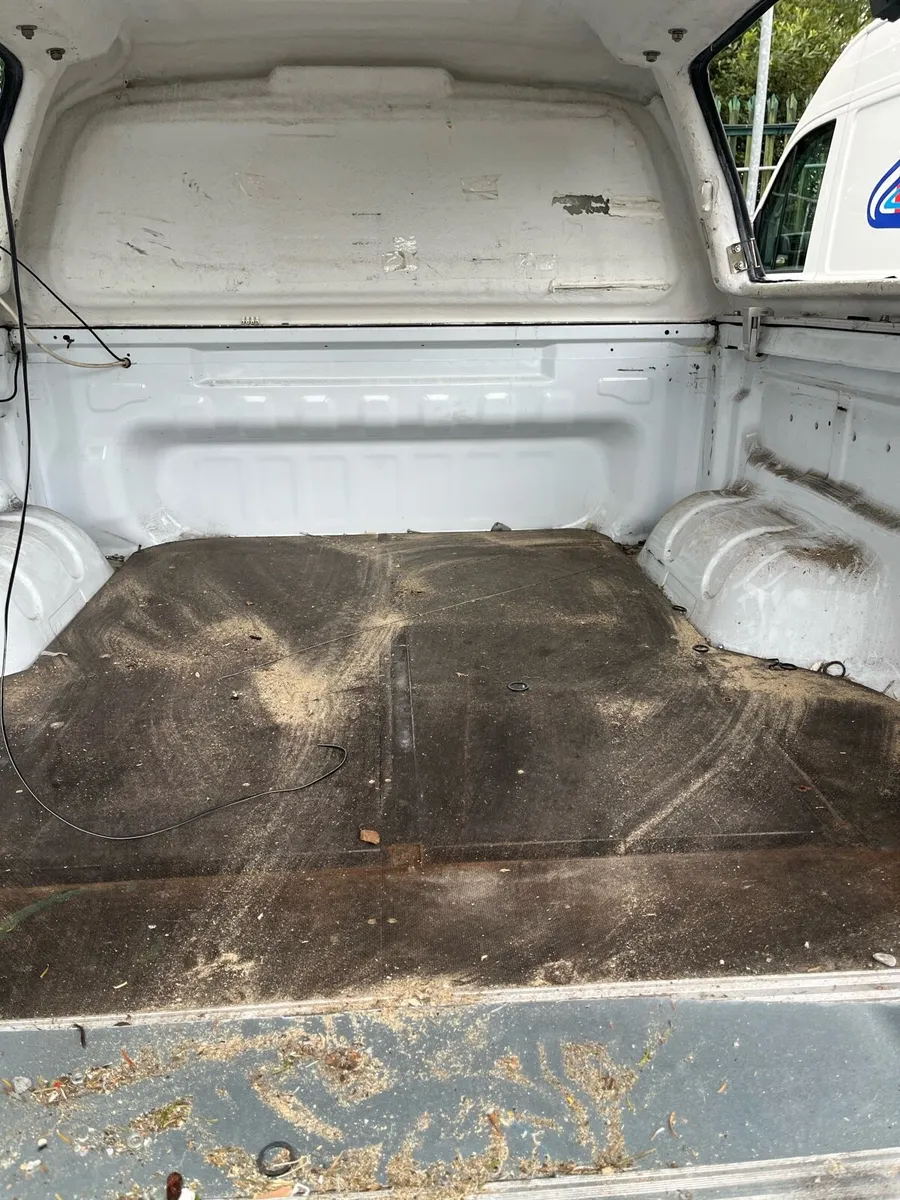 2022 ford ranger canopy - Image 2