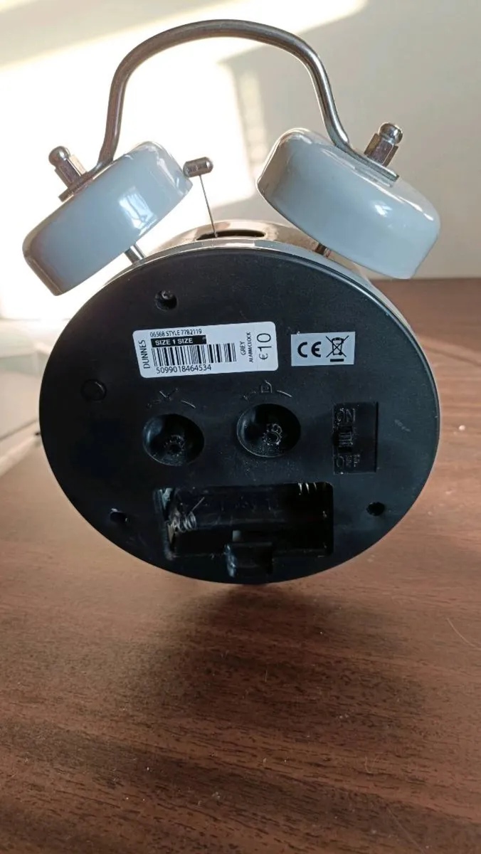 Old style alarm clock - Image 2