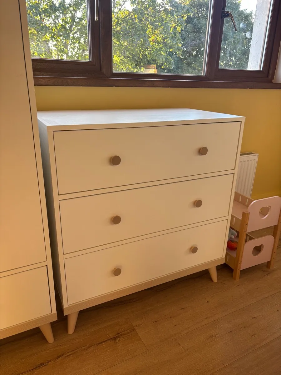 Mamas and papas Nursery furniture - Image 4
