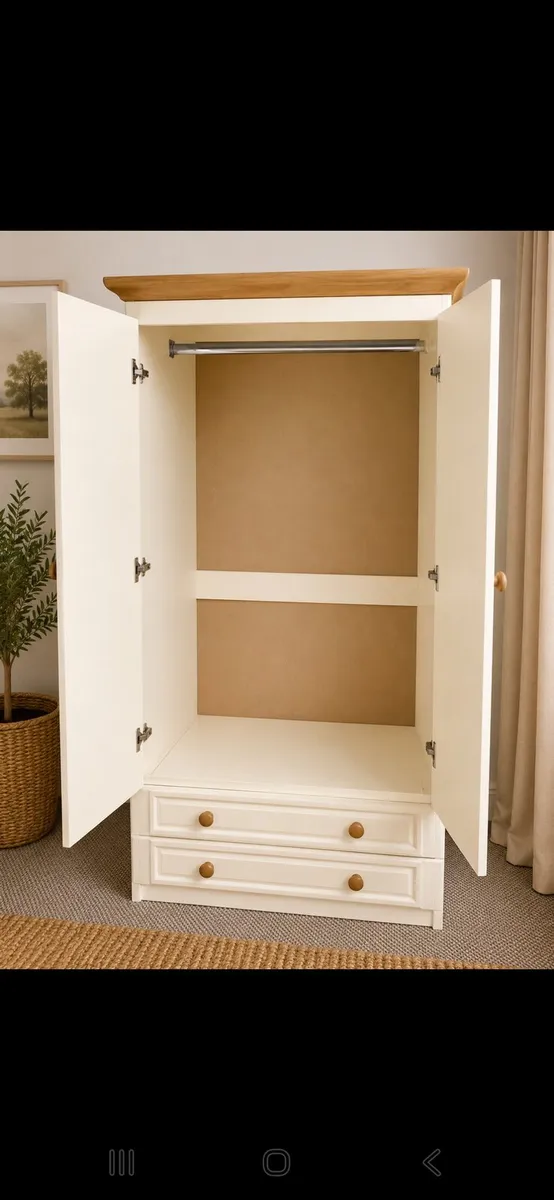 Wardrobe - Image 4