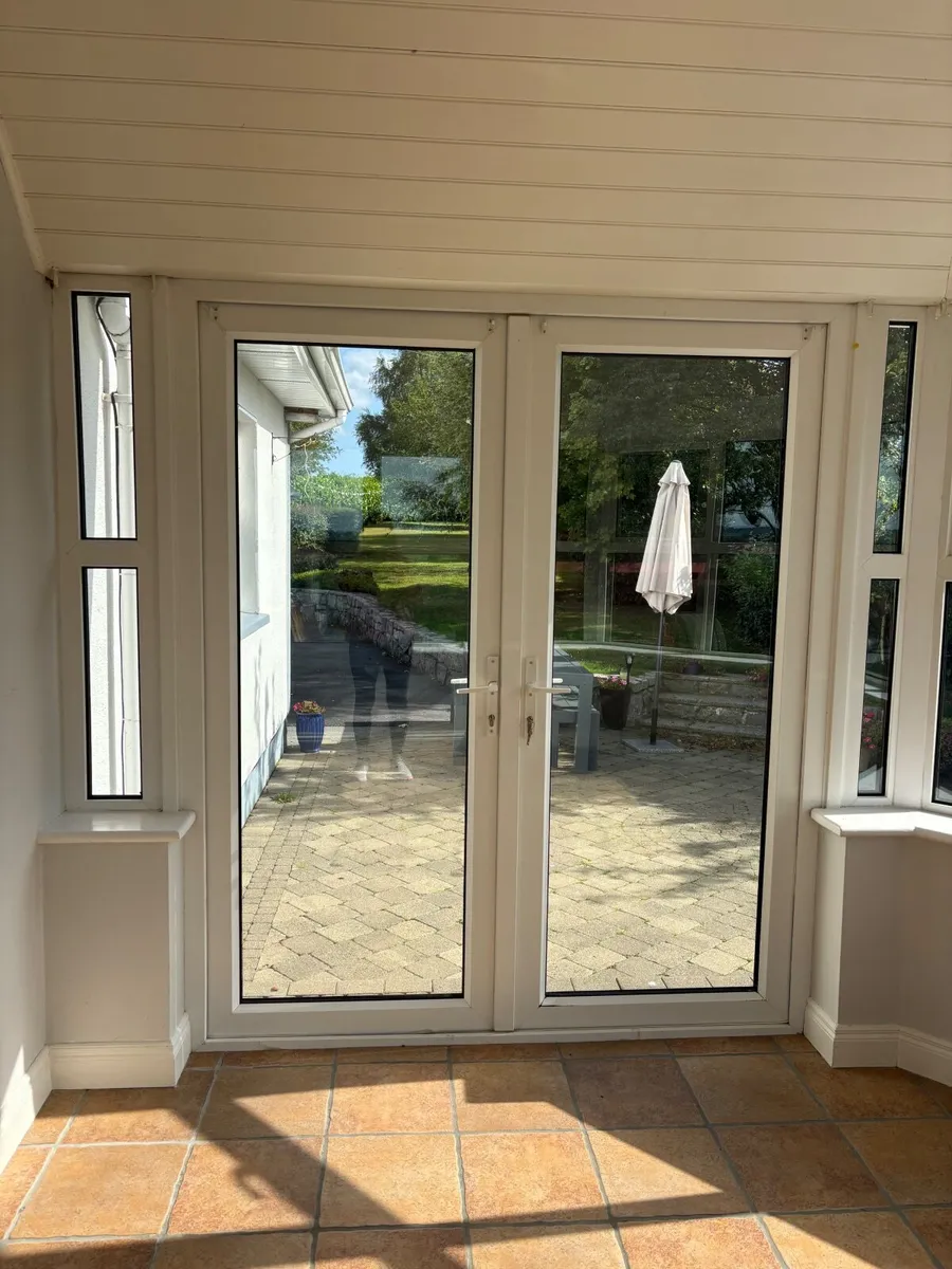 windows - Image 1