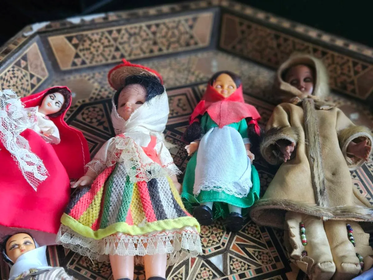 Bunch of Collectable Dolls - Image 2