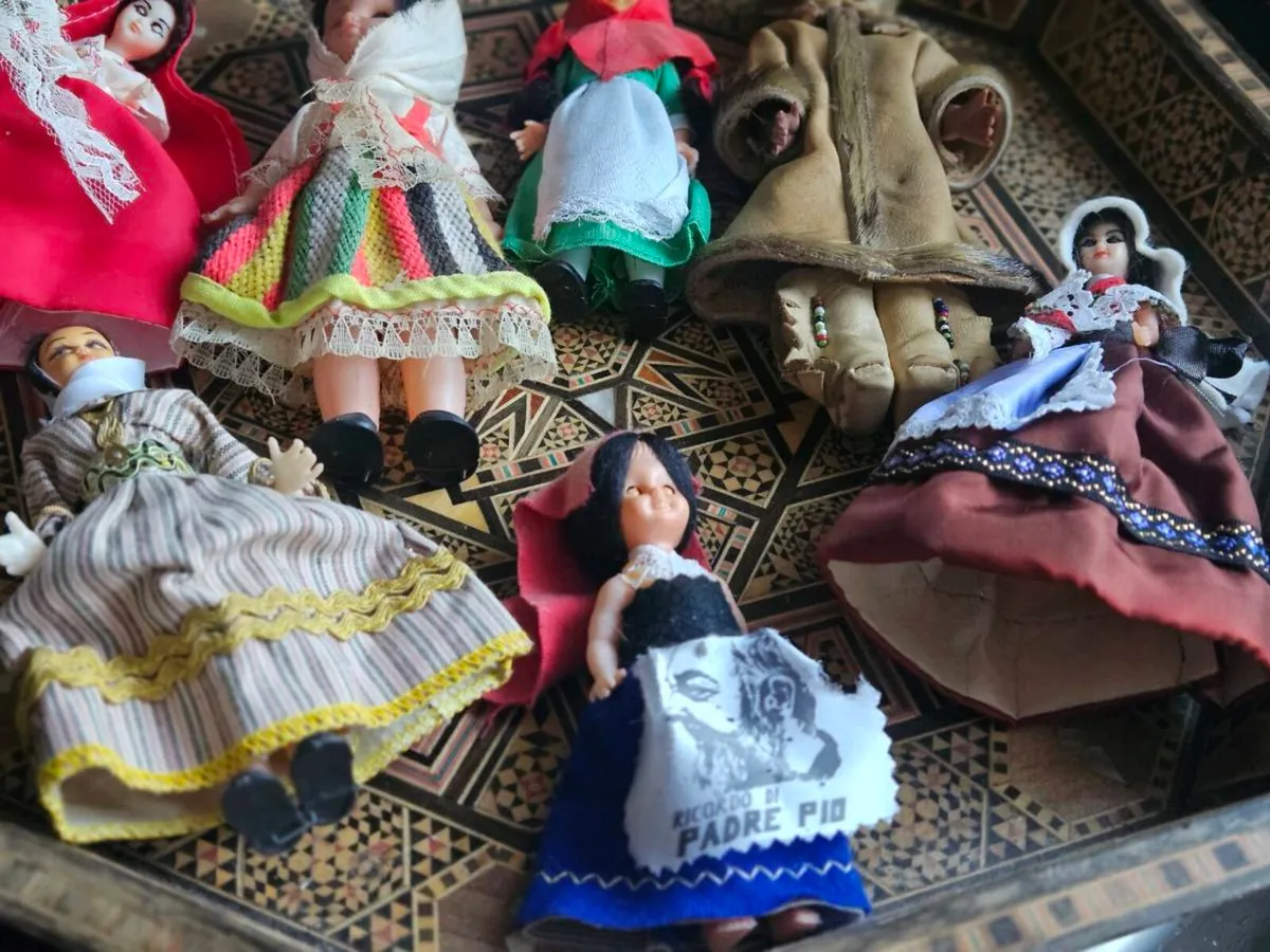 Bunch of Collectable Dolls - Image 3
