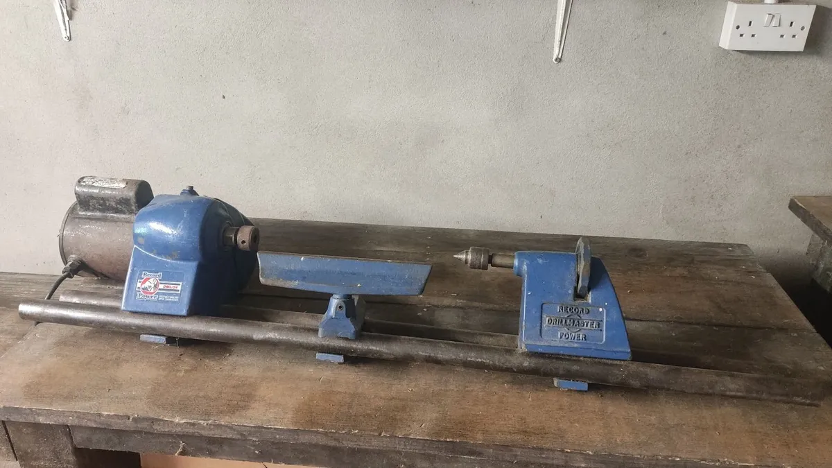 Woodturning Lathe - Image 2