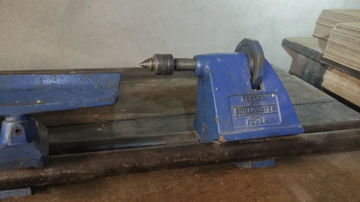 Woodturning Lathe - Image 4