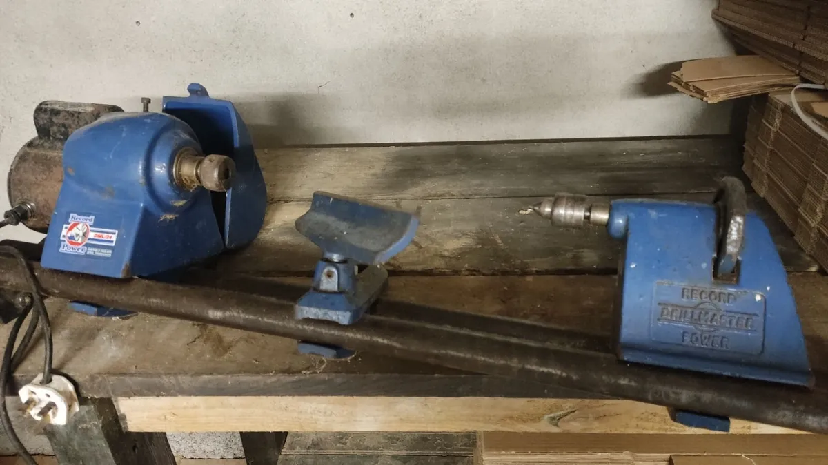 Woodturning Lathe - Image 1