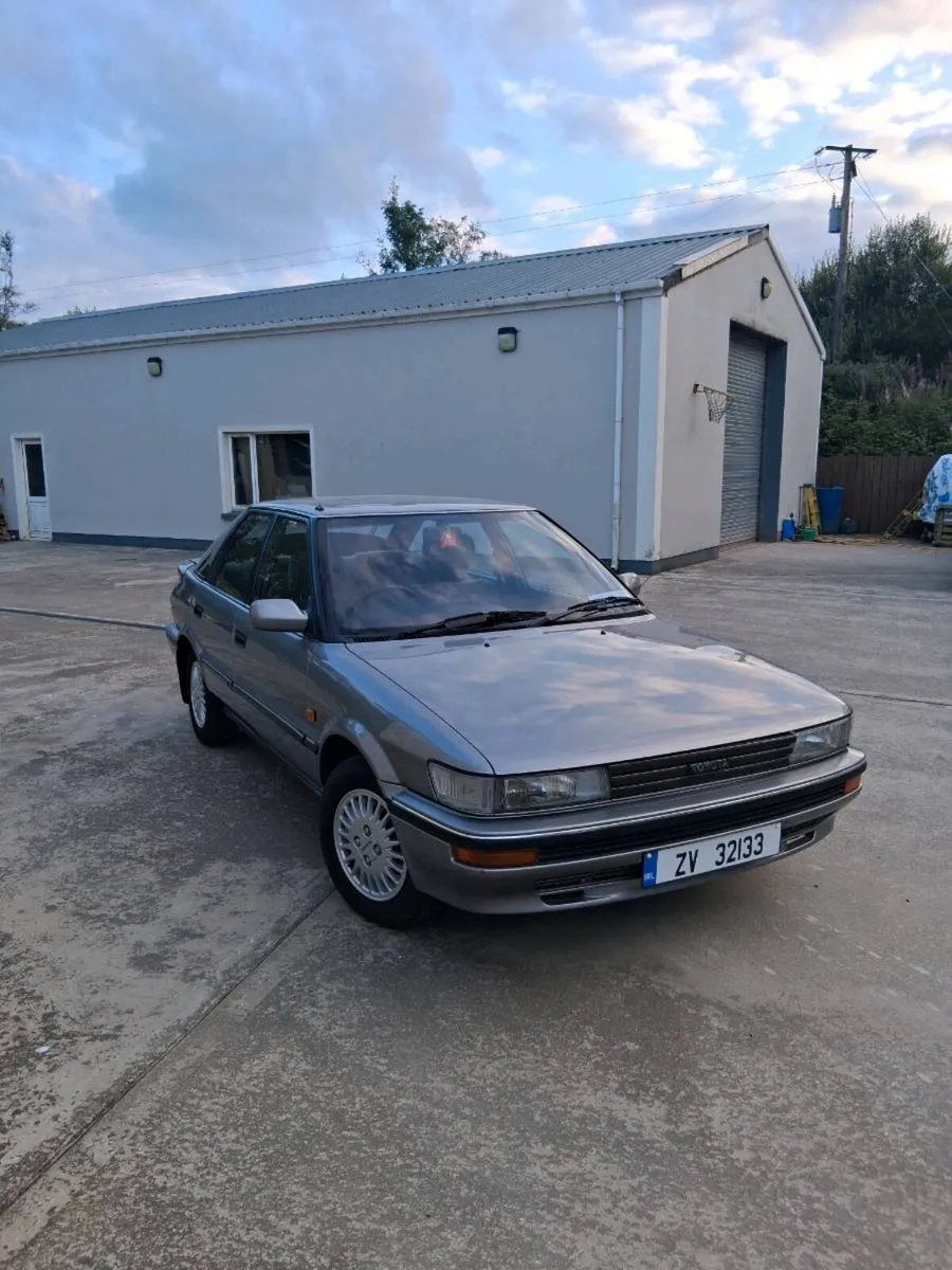 Toyota Corolla Executive - Image 3