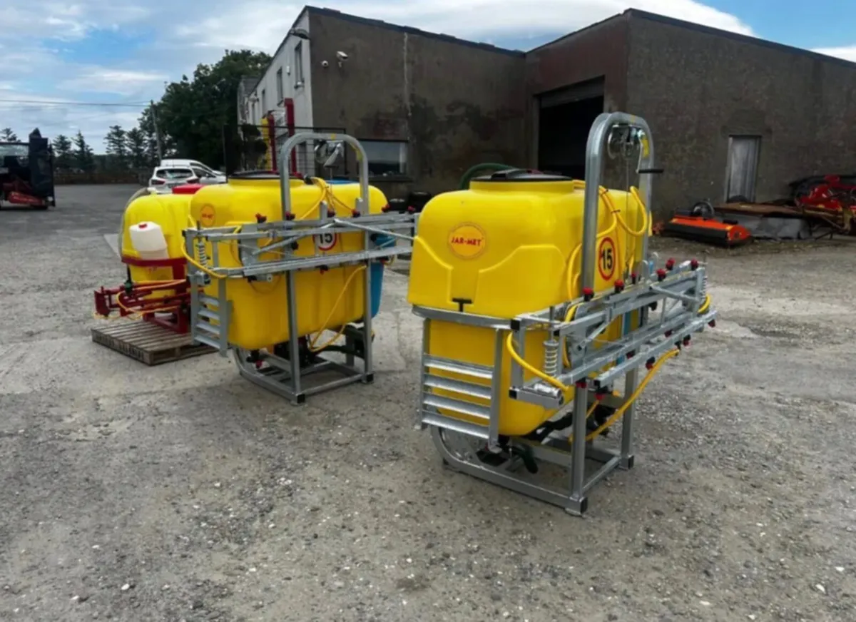 Selection Of New Sprayers - Image 2