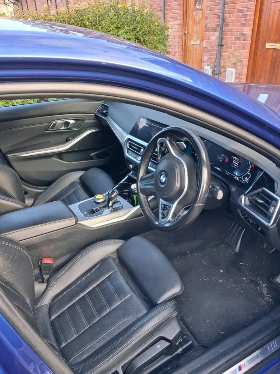 2021 bmw 330e m sport - Image 3