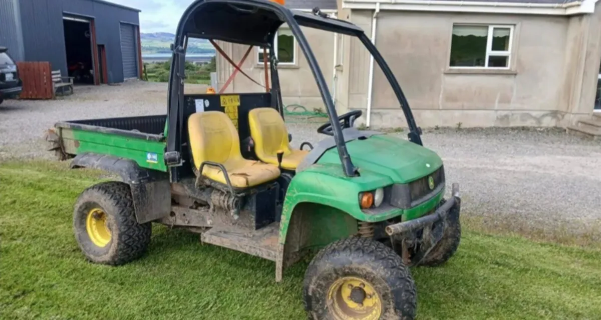 2010 John Deere Gator - Image 2
