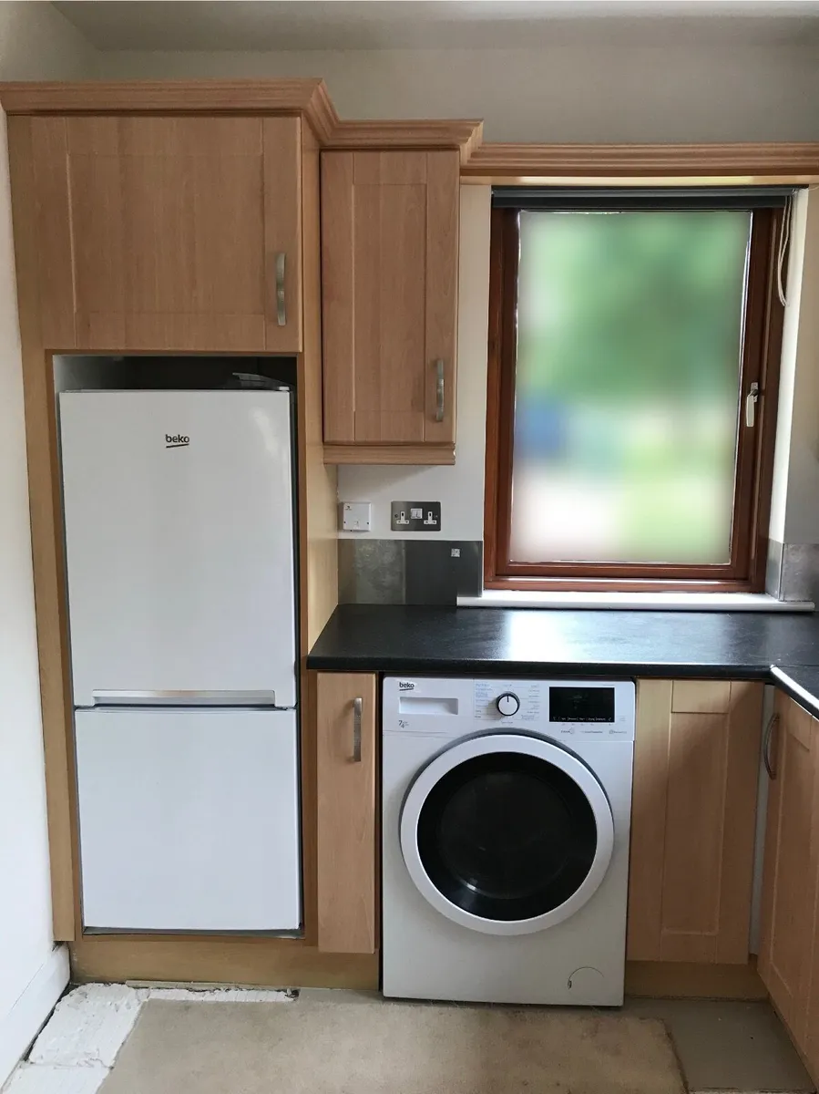 Kitchen including appliances - Image 2