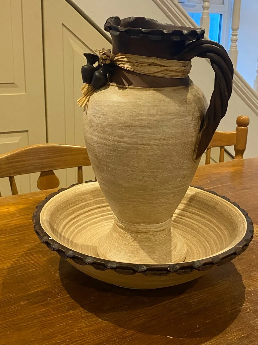 Washing bowl and jug - Image 4