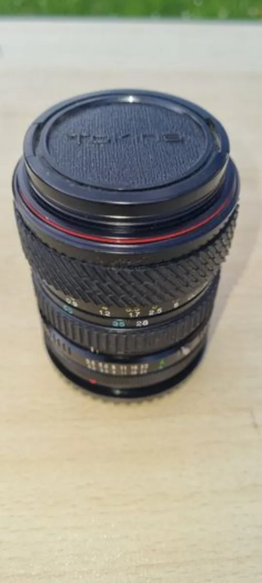 Tokina SD 1:3.5 28-70mm lens - Image 1