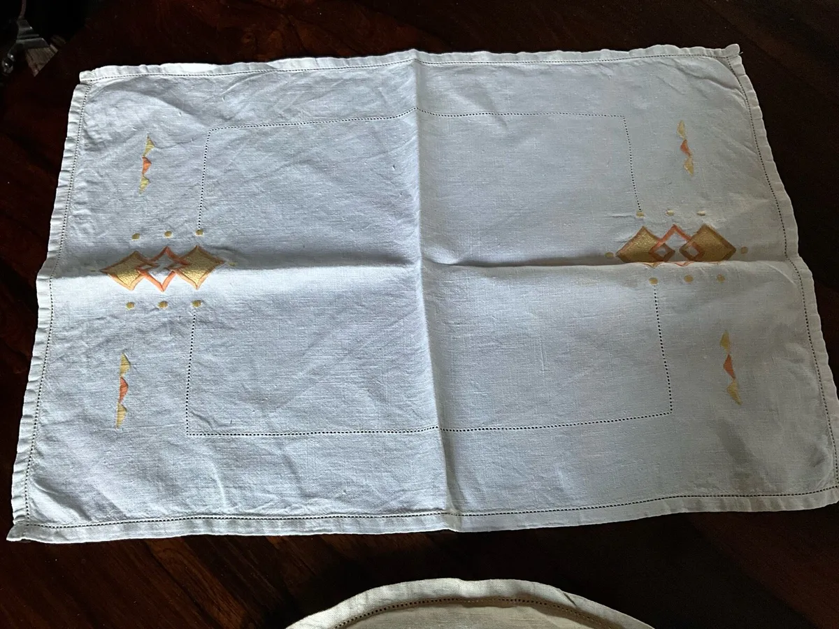 Vintage Art Deco Geometric Tea Cosy + Tray Cloth - Image 3